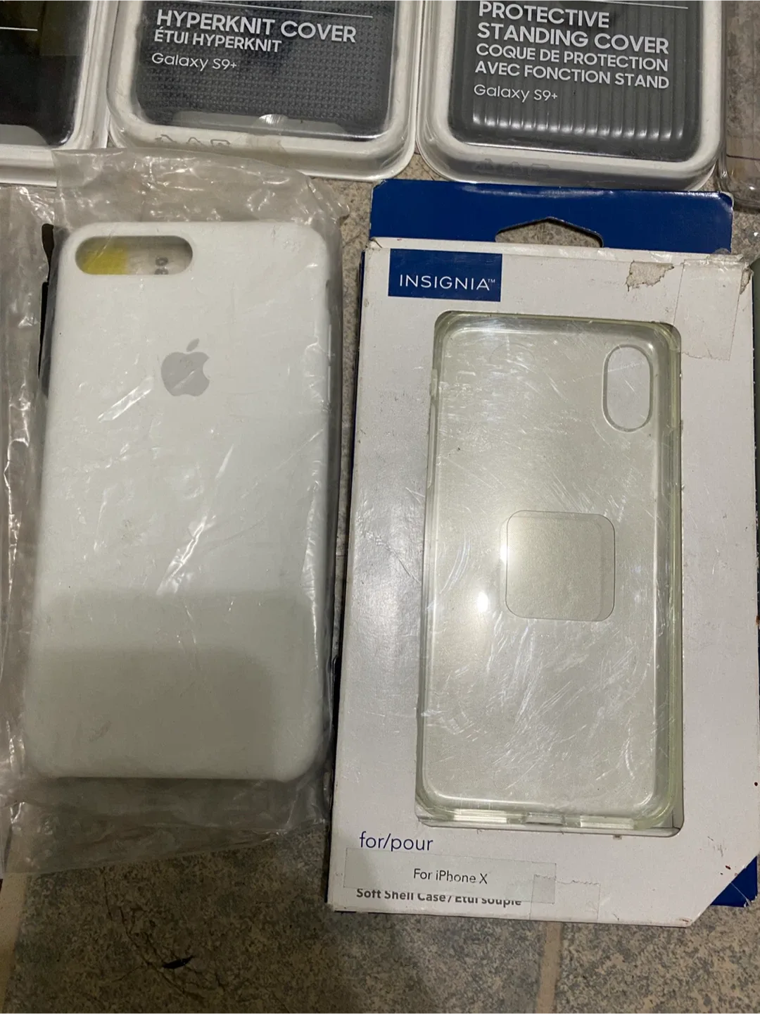 Samsung and iphone Cases - New! image indicator(9)