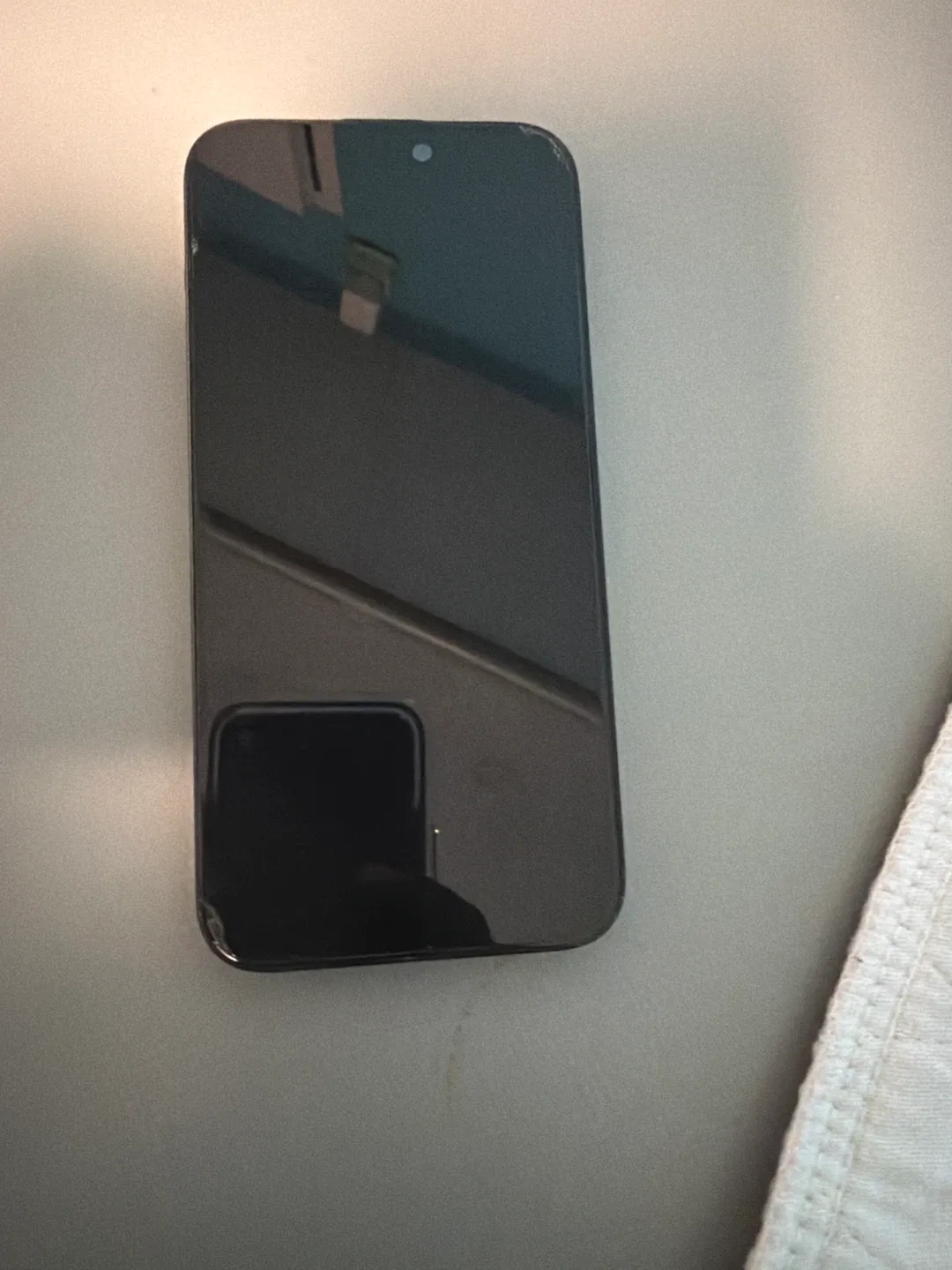 iPhone 15 Pro Max Blue image indicator(2)