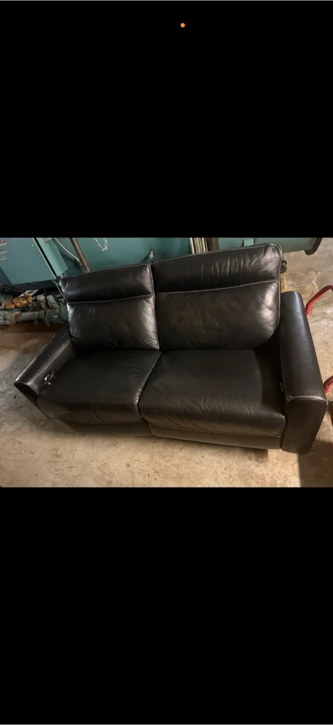 Black Leather Loveseat Sofa image indicator(2)