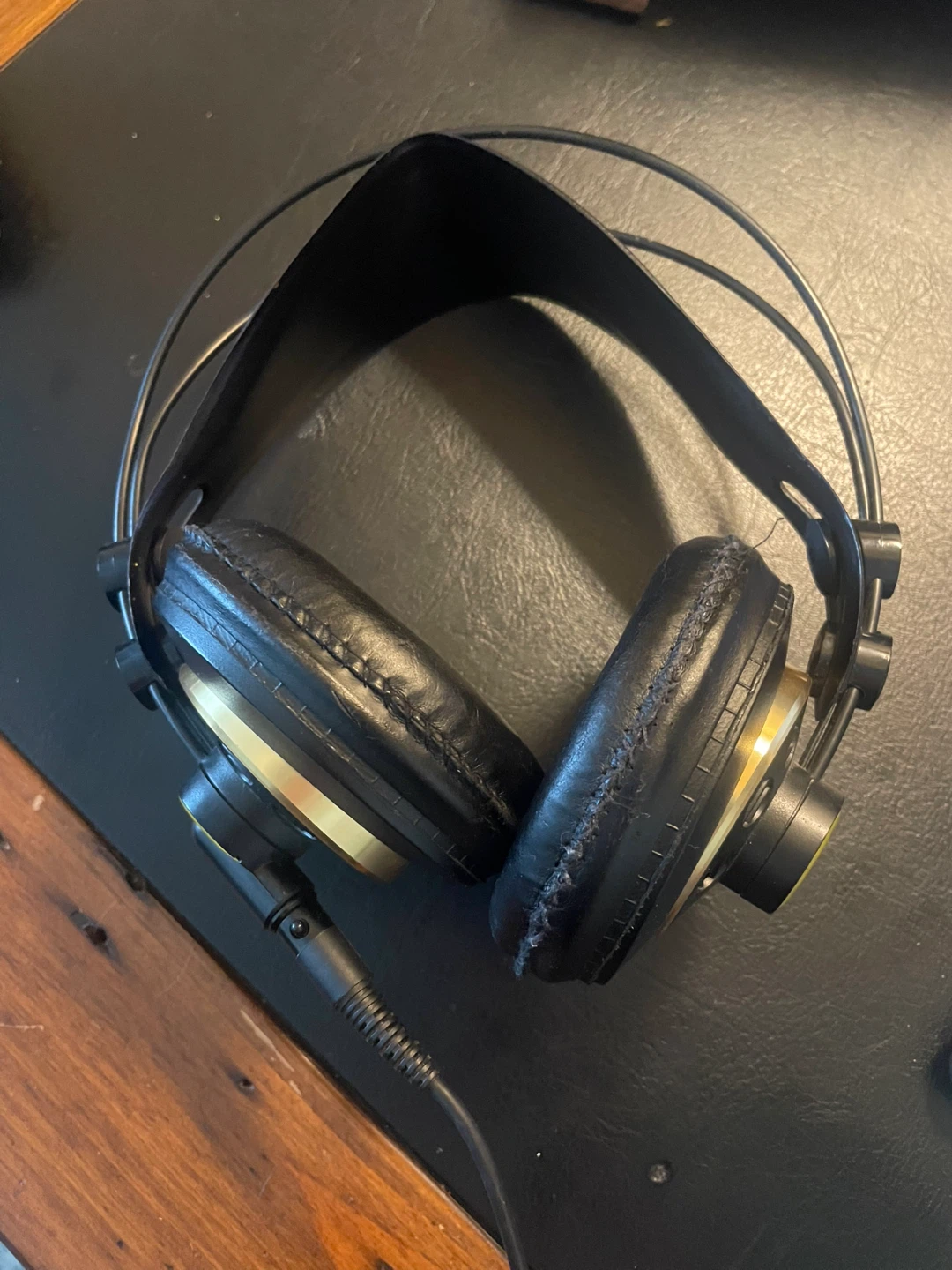 AKG K240 Studio Headphones - photo 2