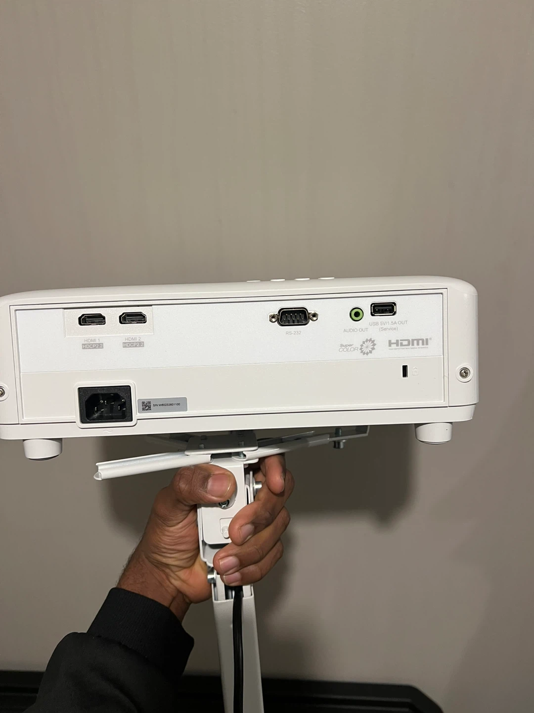 View Sonic projector with the Remote, a mount and a HDMI. - photo 3