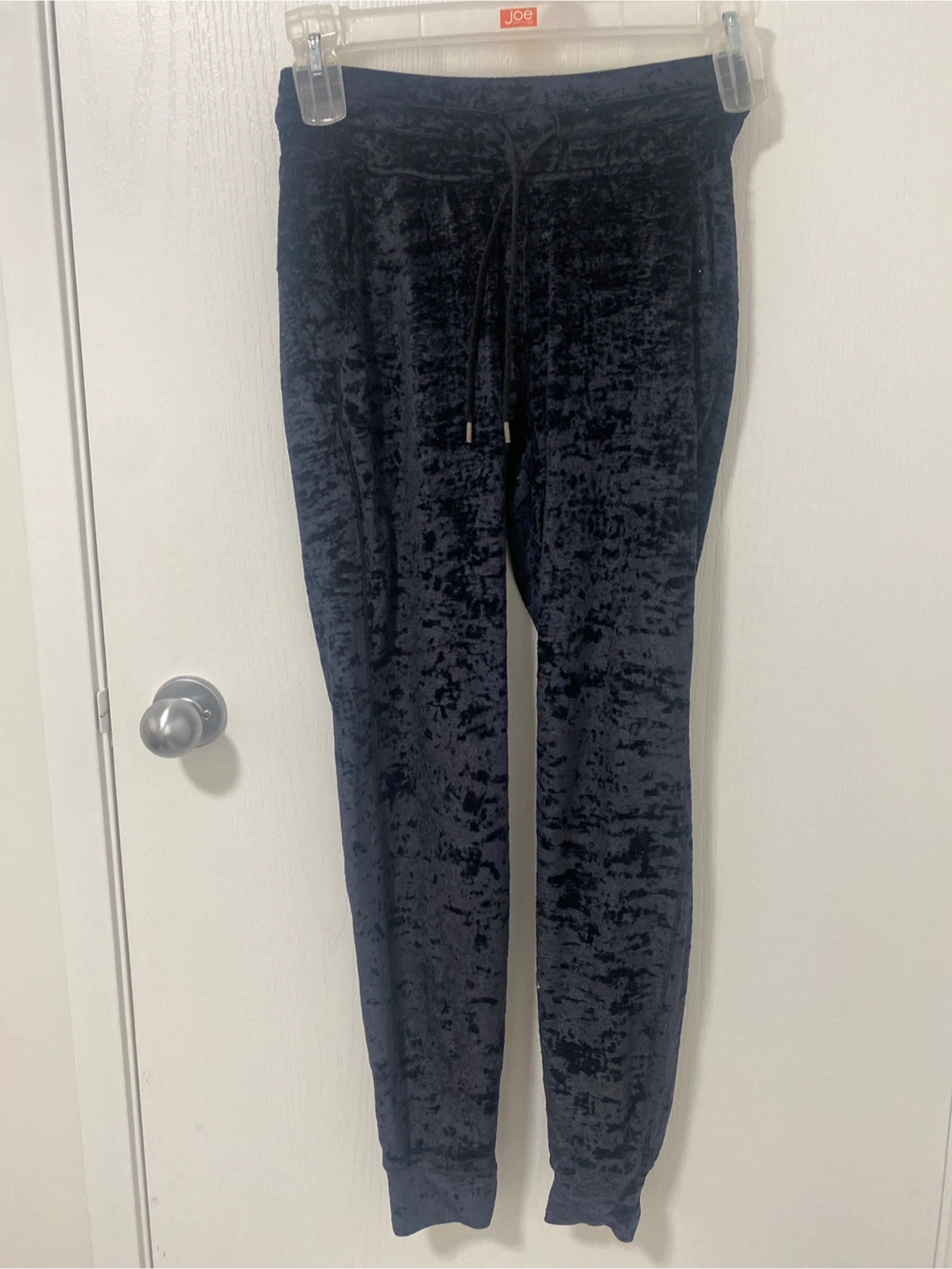 Lululemon Velvet Jogger - Size 4 - photo 3