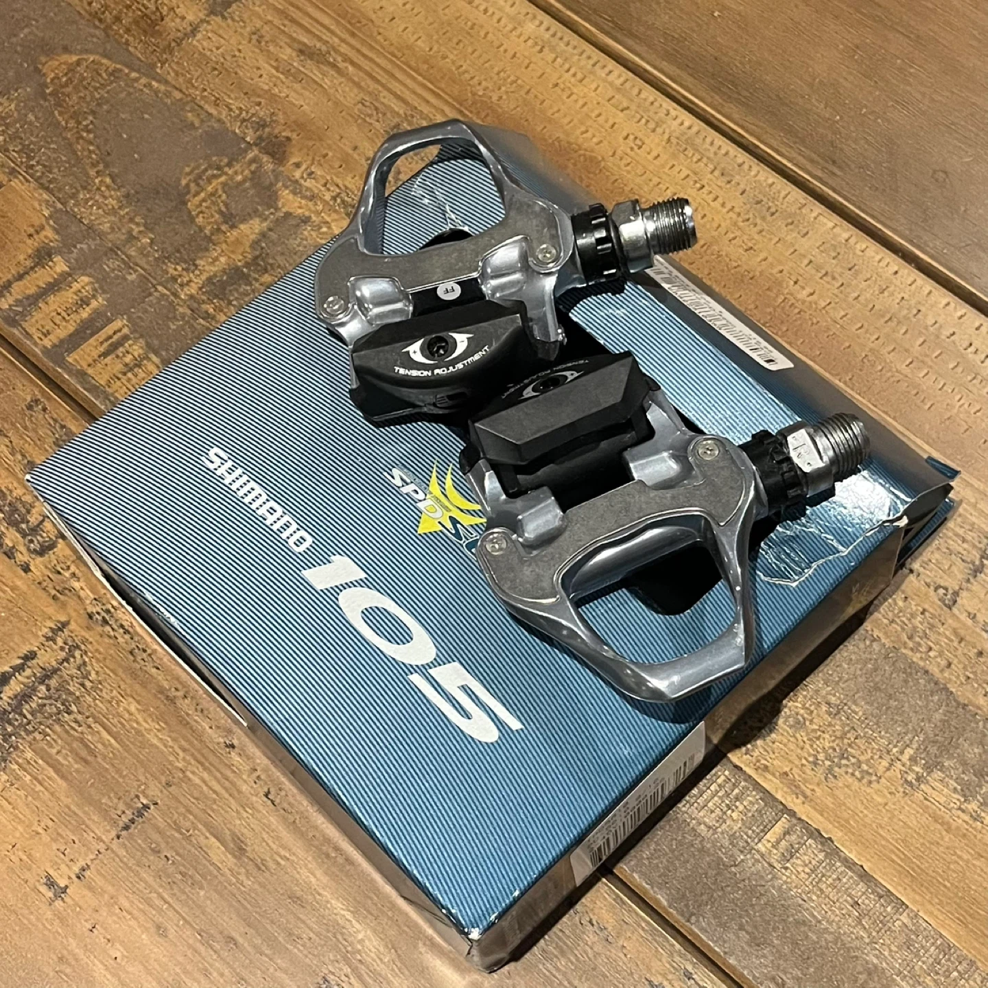 Specialized Cycling Shoes & Shimano 105 Pedals - photo 2