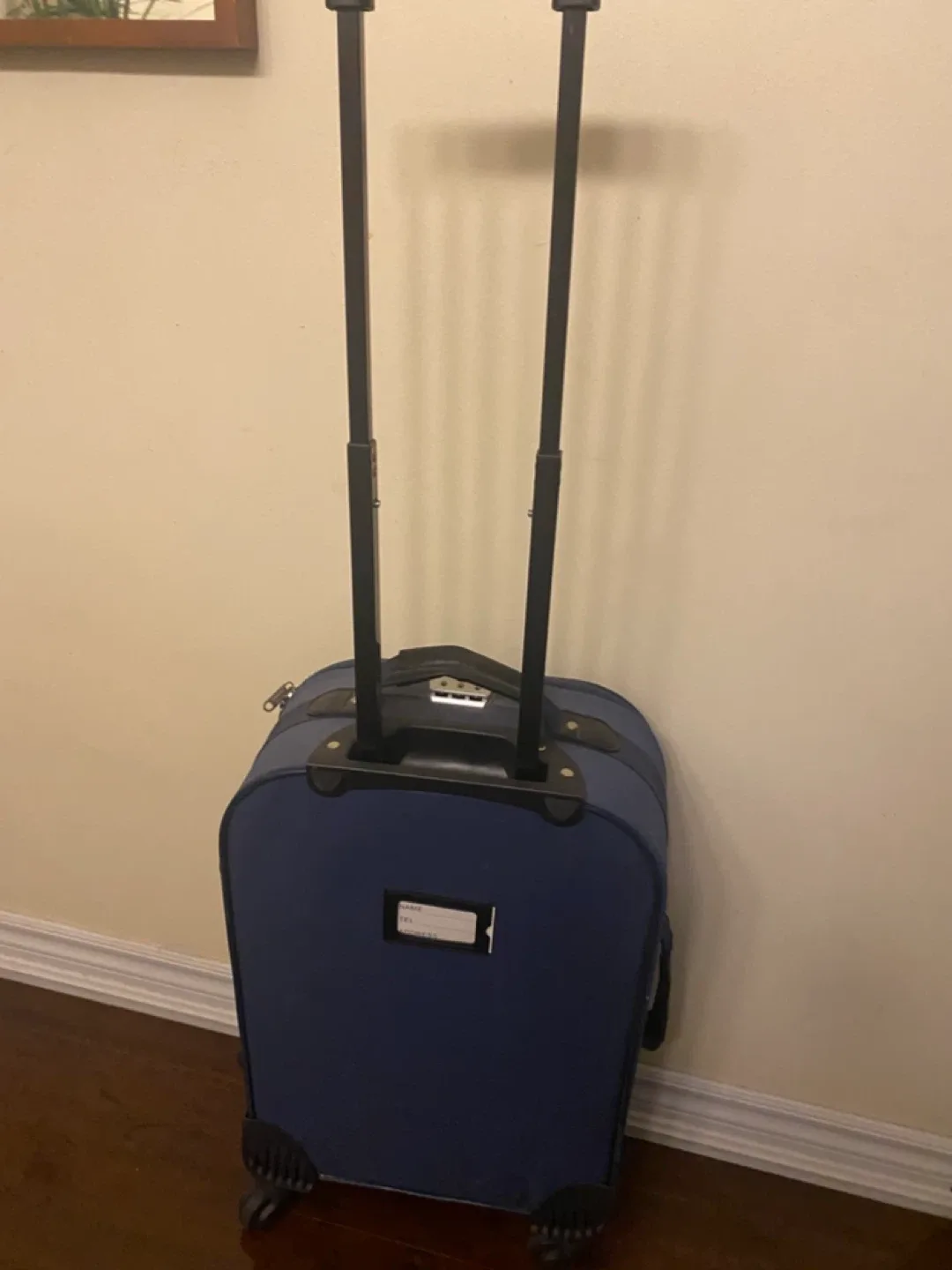 Enzo & Lorenzo Carry-on Suitcase - Blue image indicator(6)