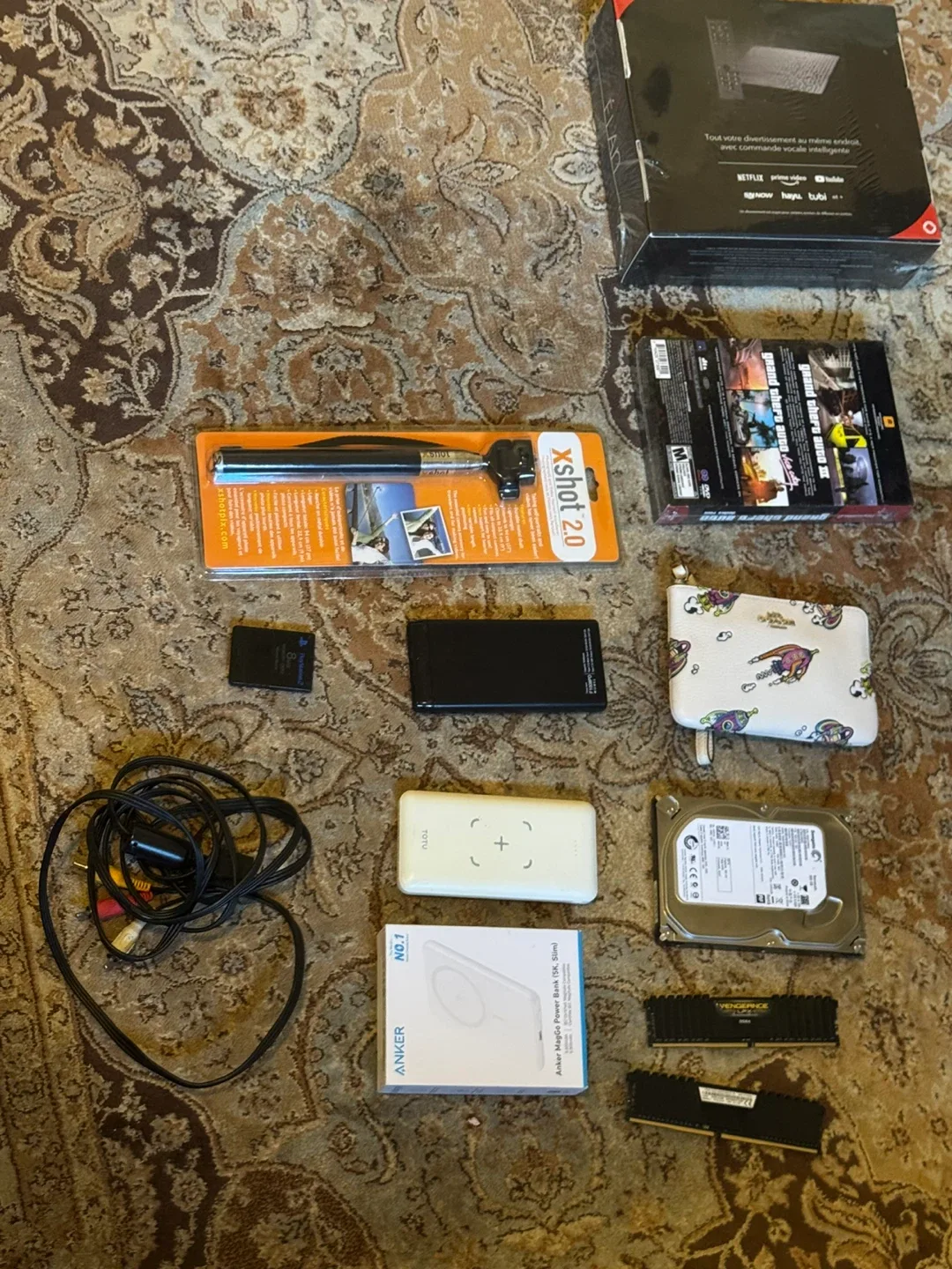 Mixed Electronics Bundle image indicator(2)