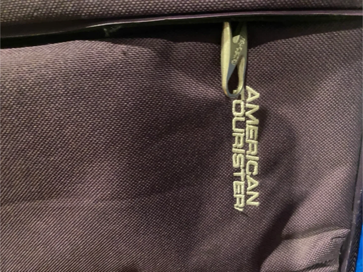 American Tourister Purple Carry-On Suitcase image indicator(3)