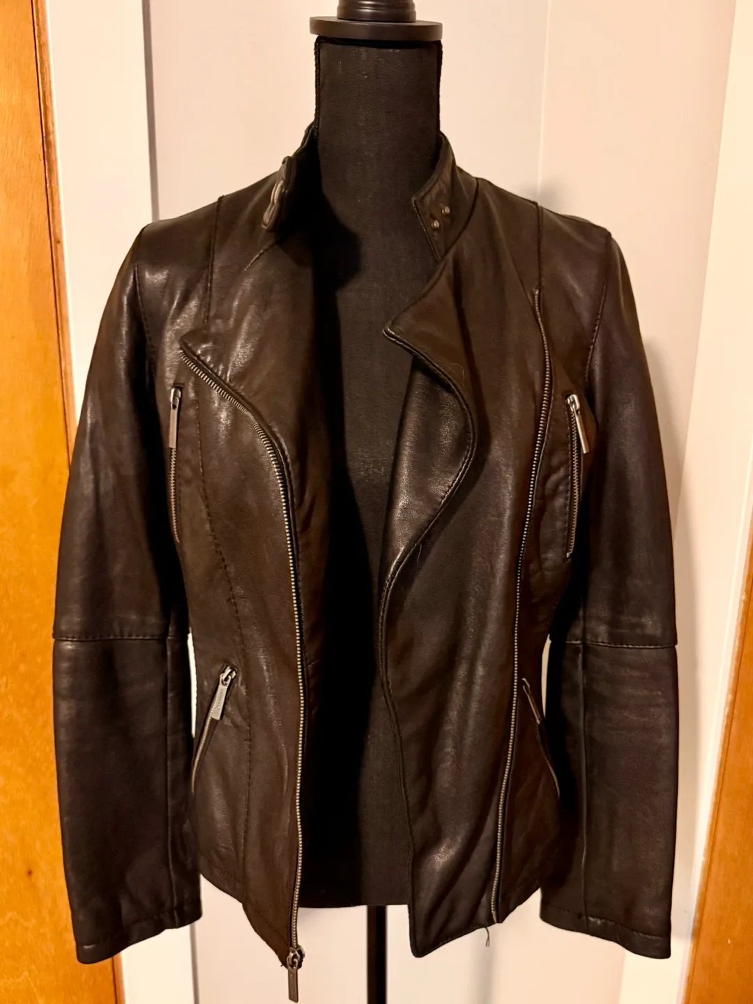 Michael Kors Leather Jacket, Size S image indicator(2)