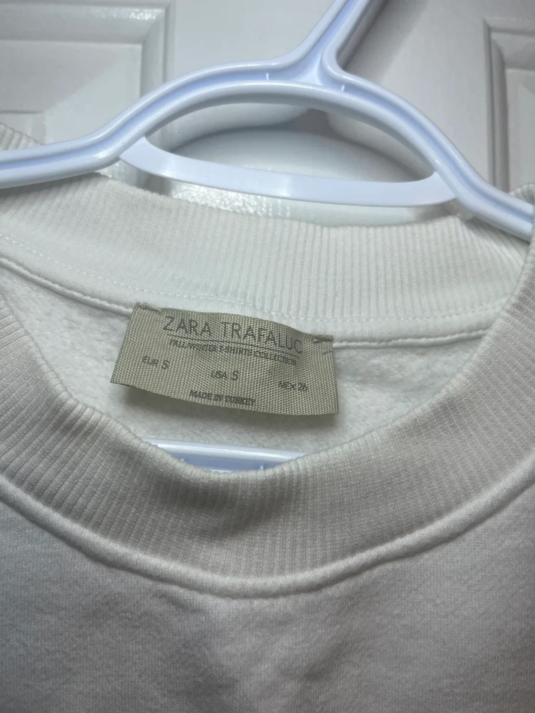 Zara Trafaluc 'Sorry??' White Sweatshirt - Size S image indicator(2)