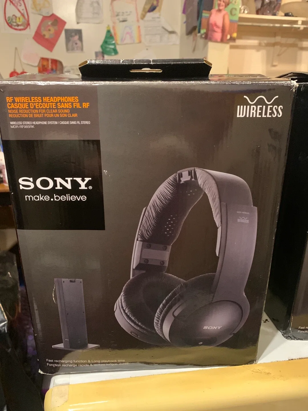 Sony RF Wireless Headphones MDR-RF985RKC image indicator(2)