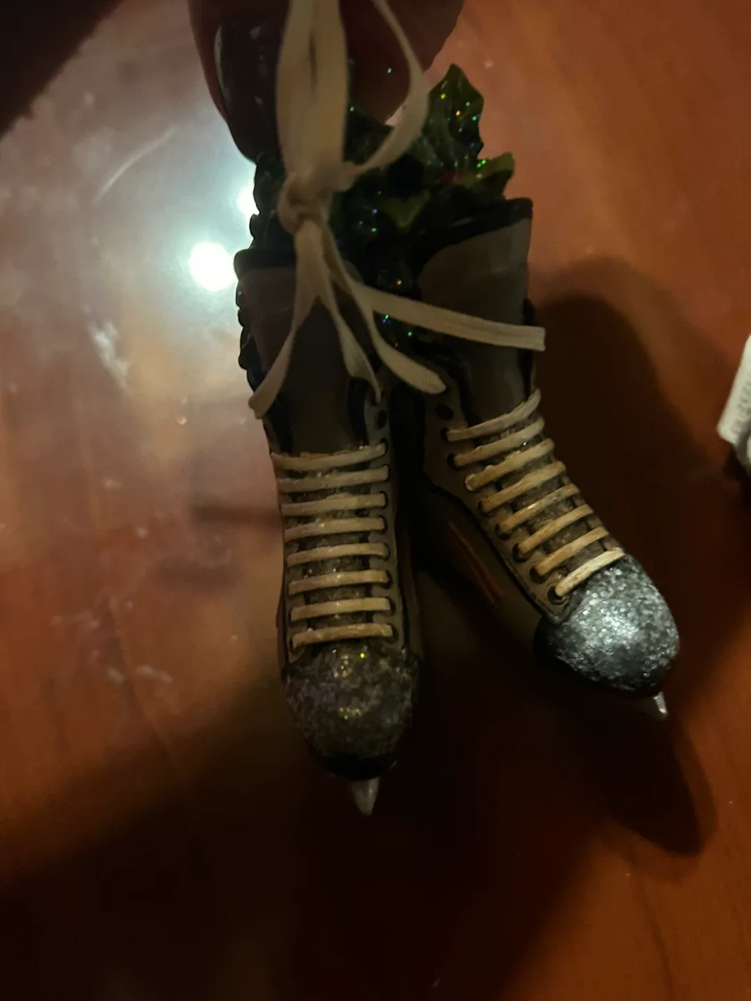 Hockey Skate Ornament Set image indicator(3)