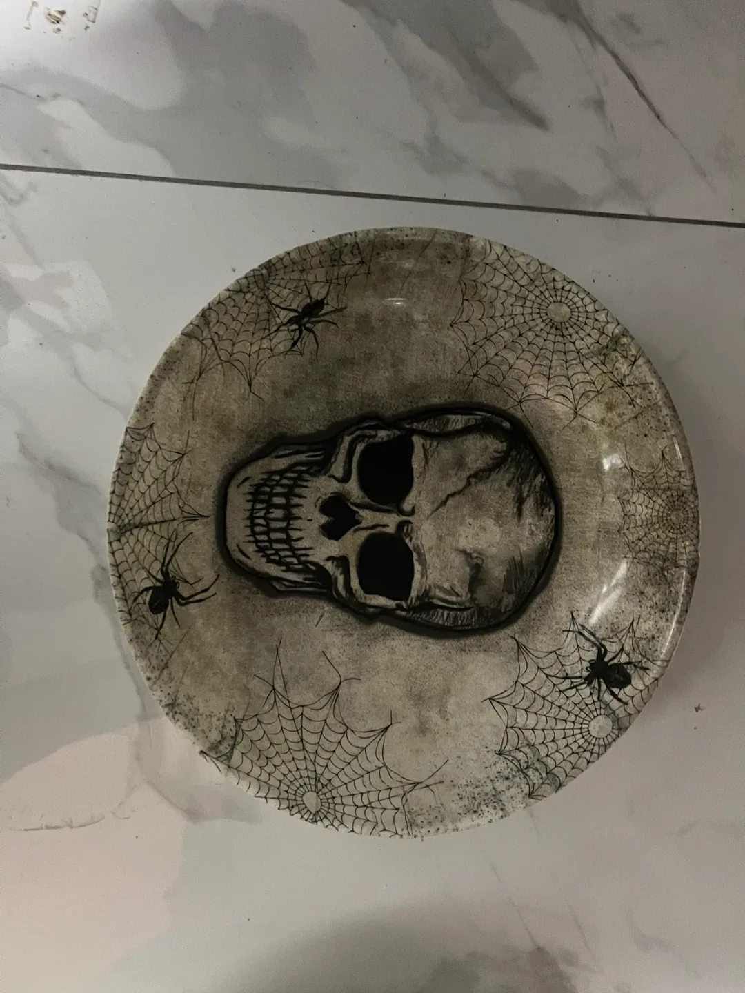 2pack Halloween Skull & Spiderweb Decorative 12” plastic Plates image indicator(2)