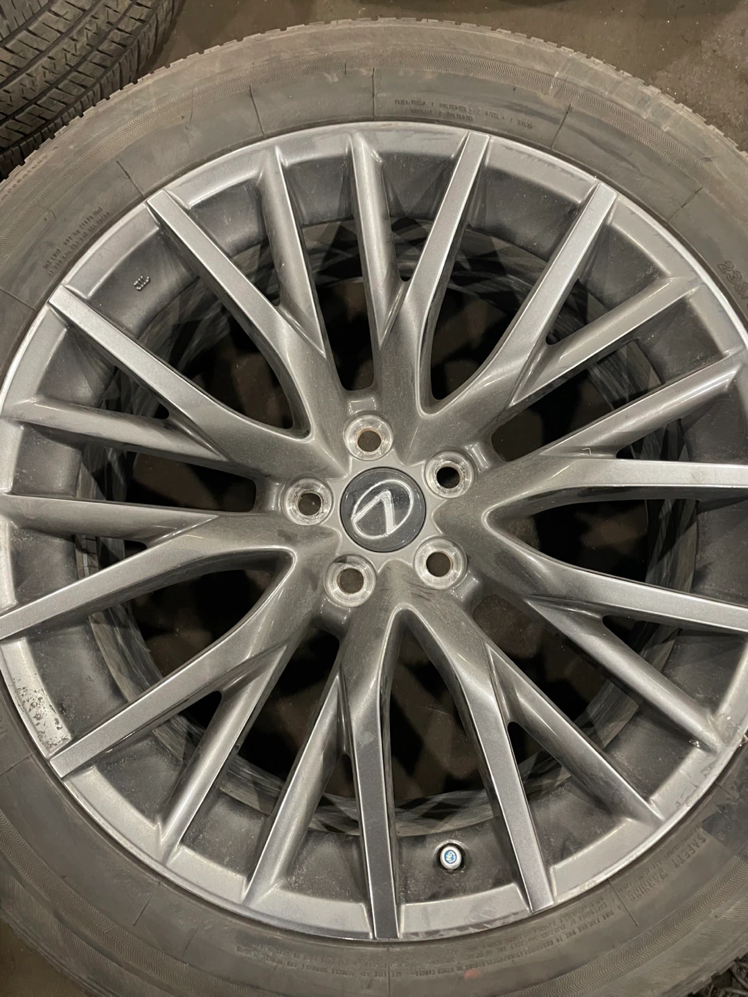 Lexus 235/55R20 102V M+S Tires & Rims - Set of 4 - photo 5