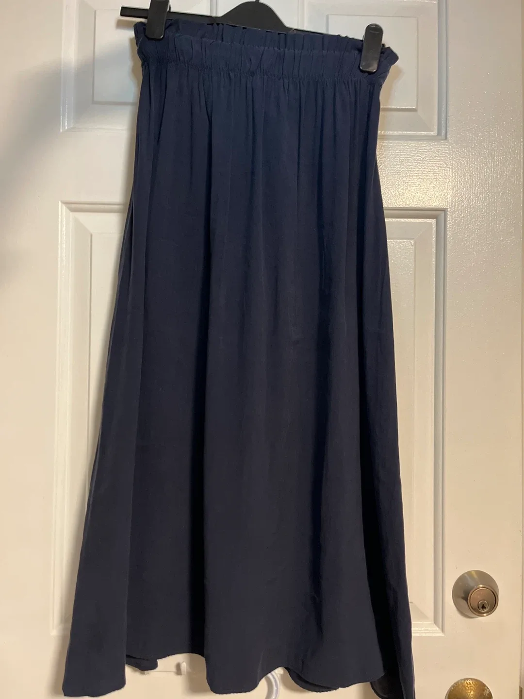 Zara Navy Blue Skirt - Size M image indicator(4)