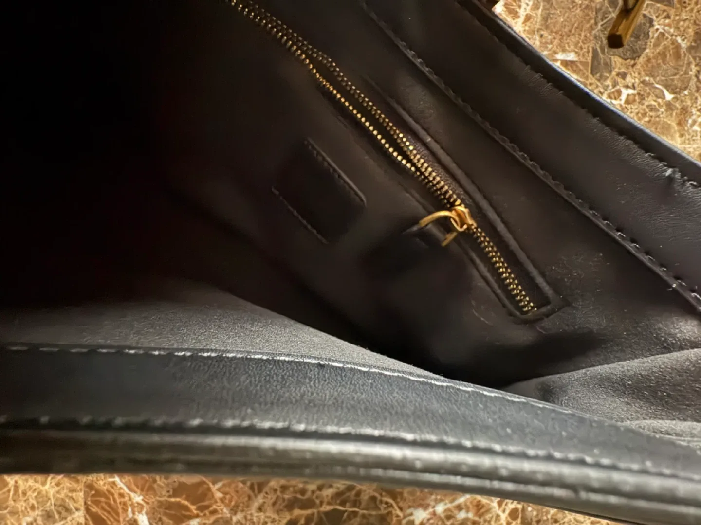 Saint Laurent Black Leather Handbag image indicator(4)