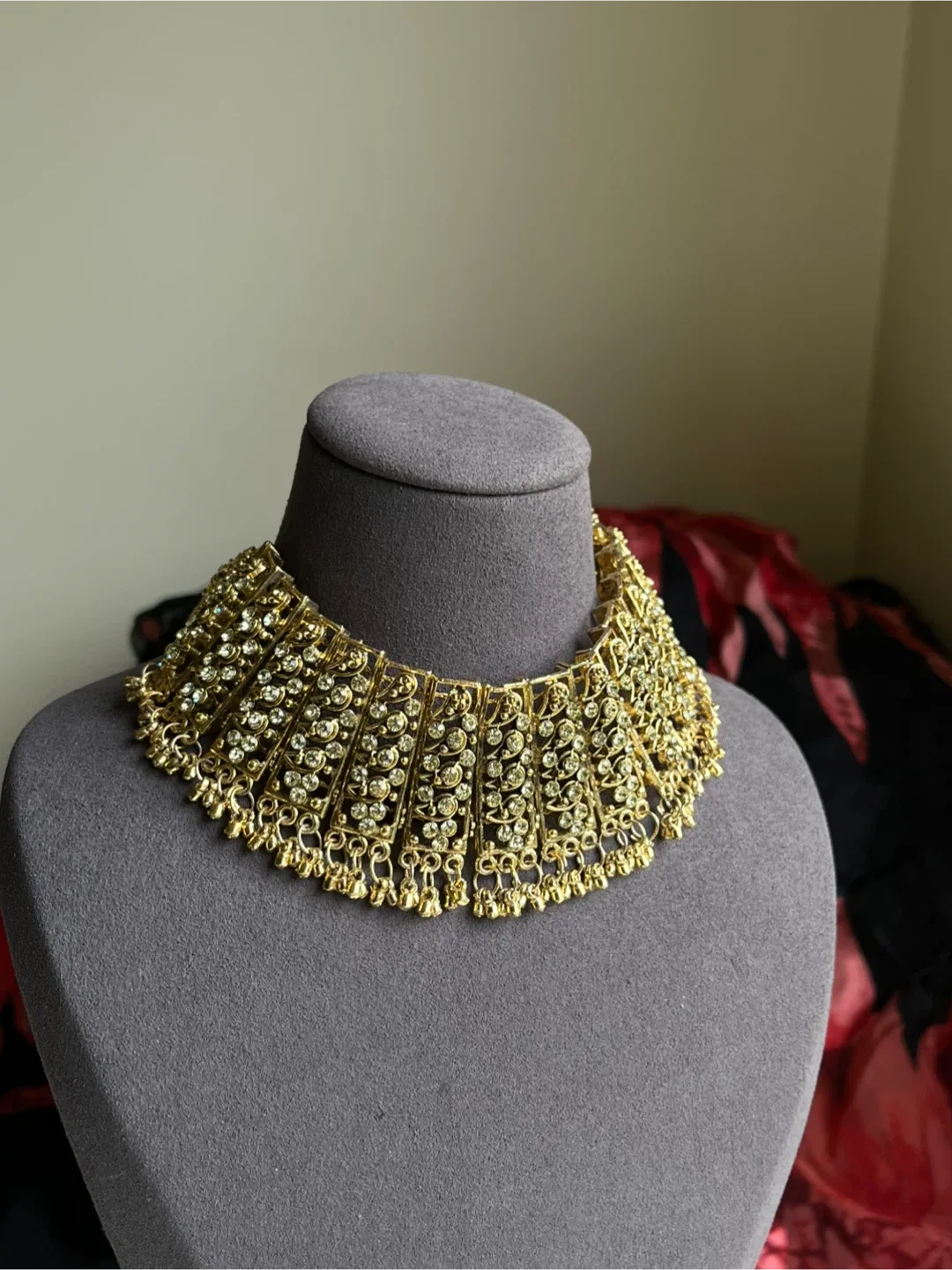 Adjustable Gold Statement Necklace/Choker thumbnail