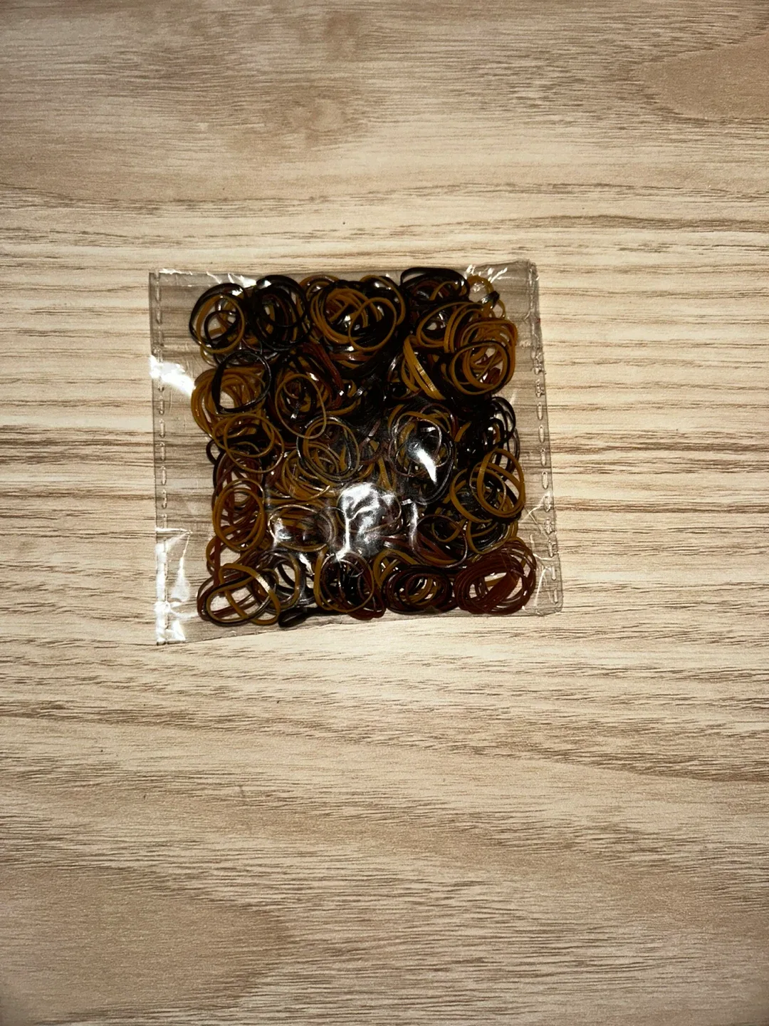 Large Hair Accessory Set (Scrunchies + Comb + Brush + Ties) image indicator(4)