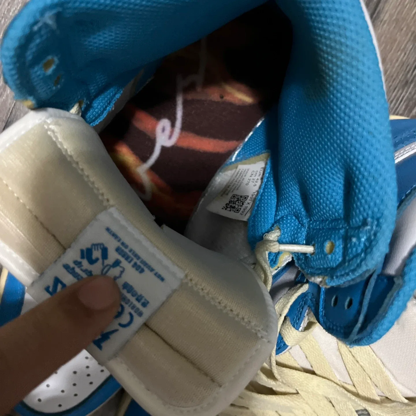 Rever Blue & White High-Top Sneakers image indicator(3)