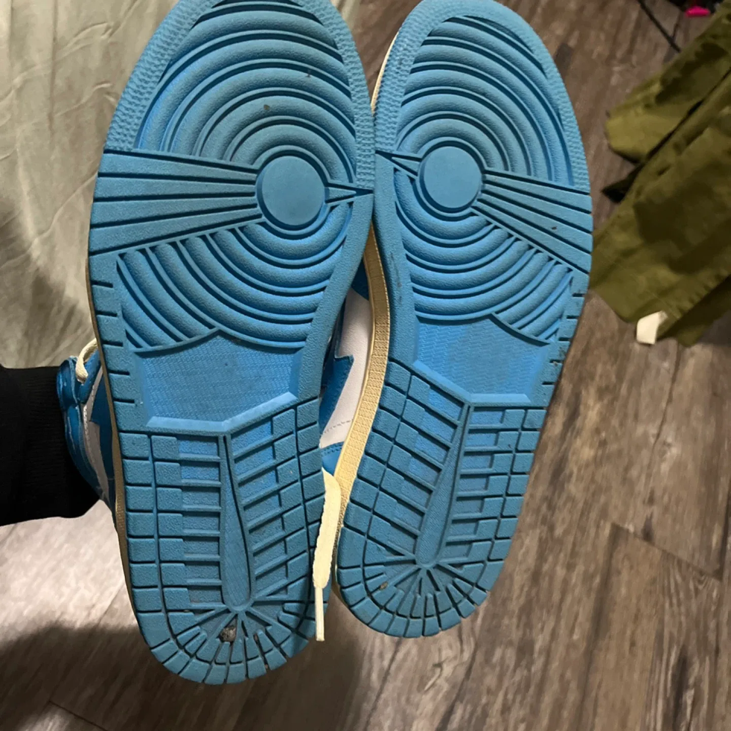 Rever Blue & White High-Top Sneakers image indicator(7)