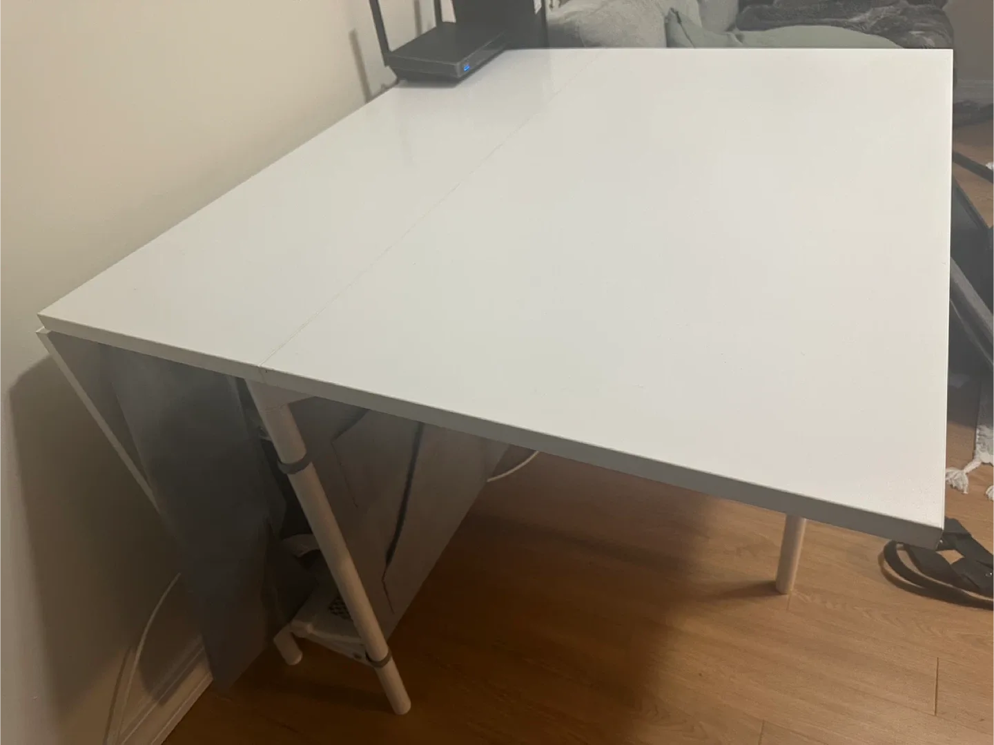 White Folding Table with Gray Chairs image indicator(3)