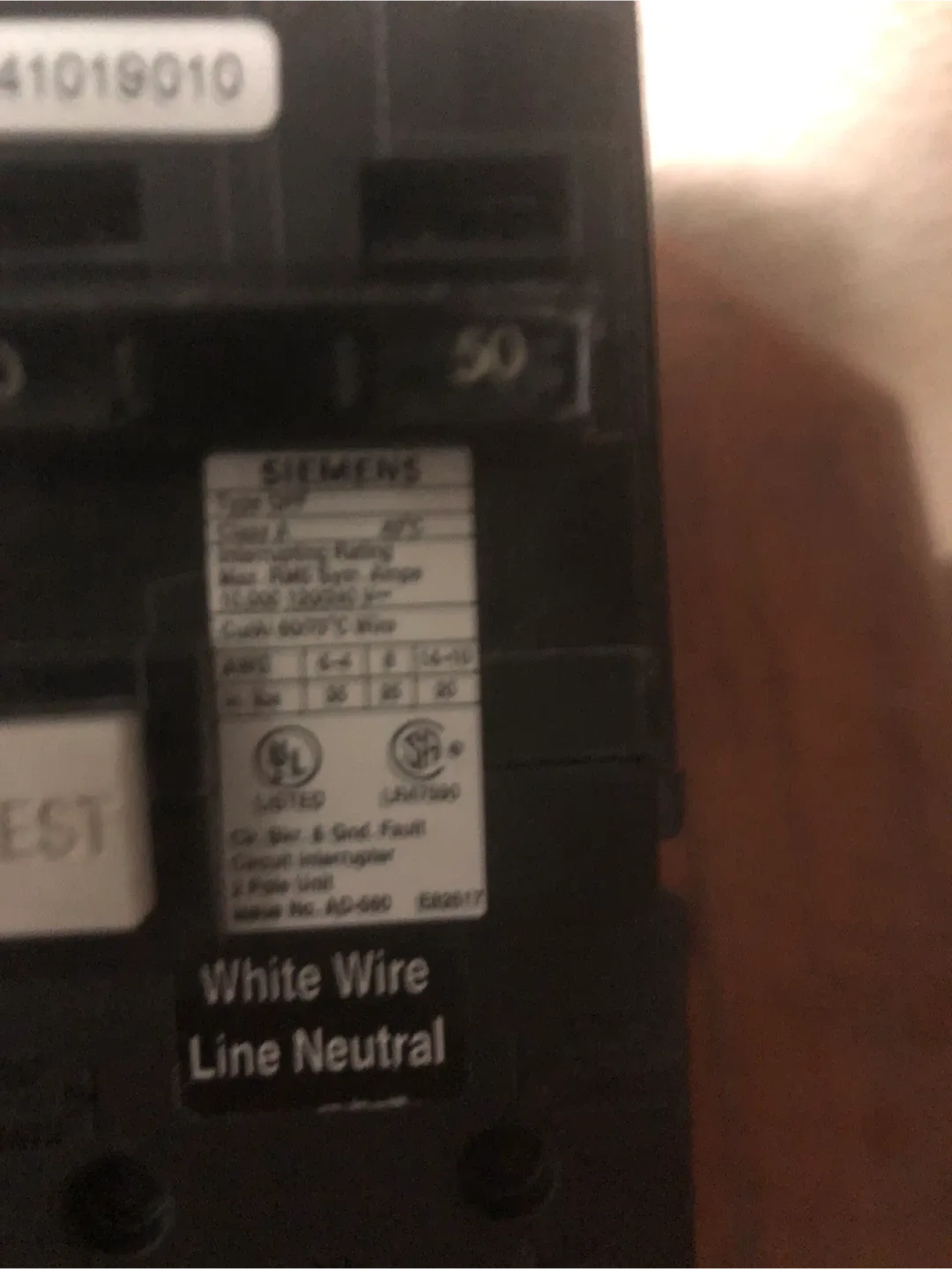 Siemens 50 Amp GFCI Circuit Breaker image indicator(2)