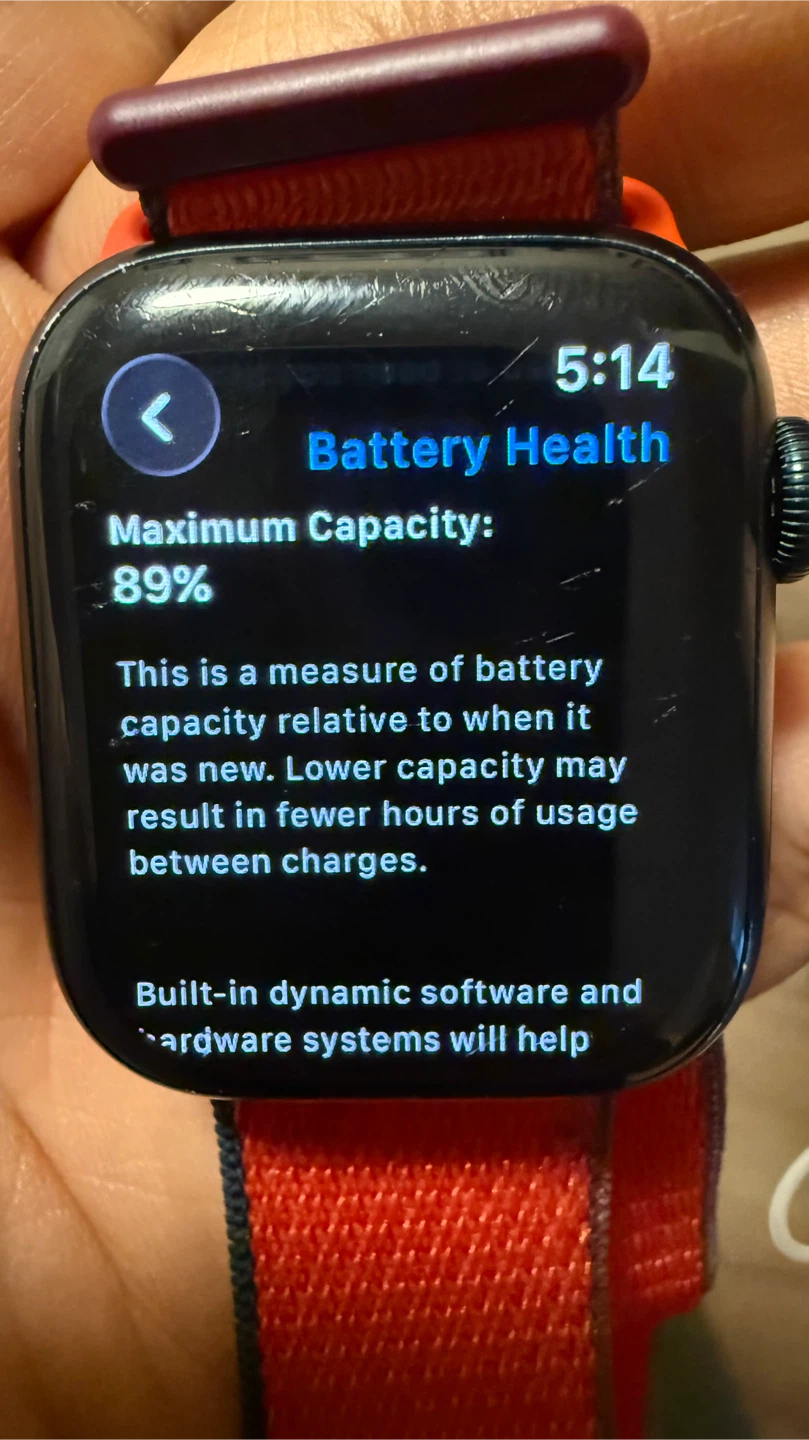 Apple Watch 8 GPS- Some Scratches