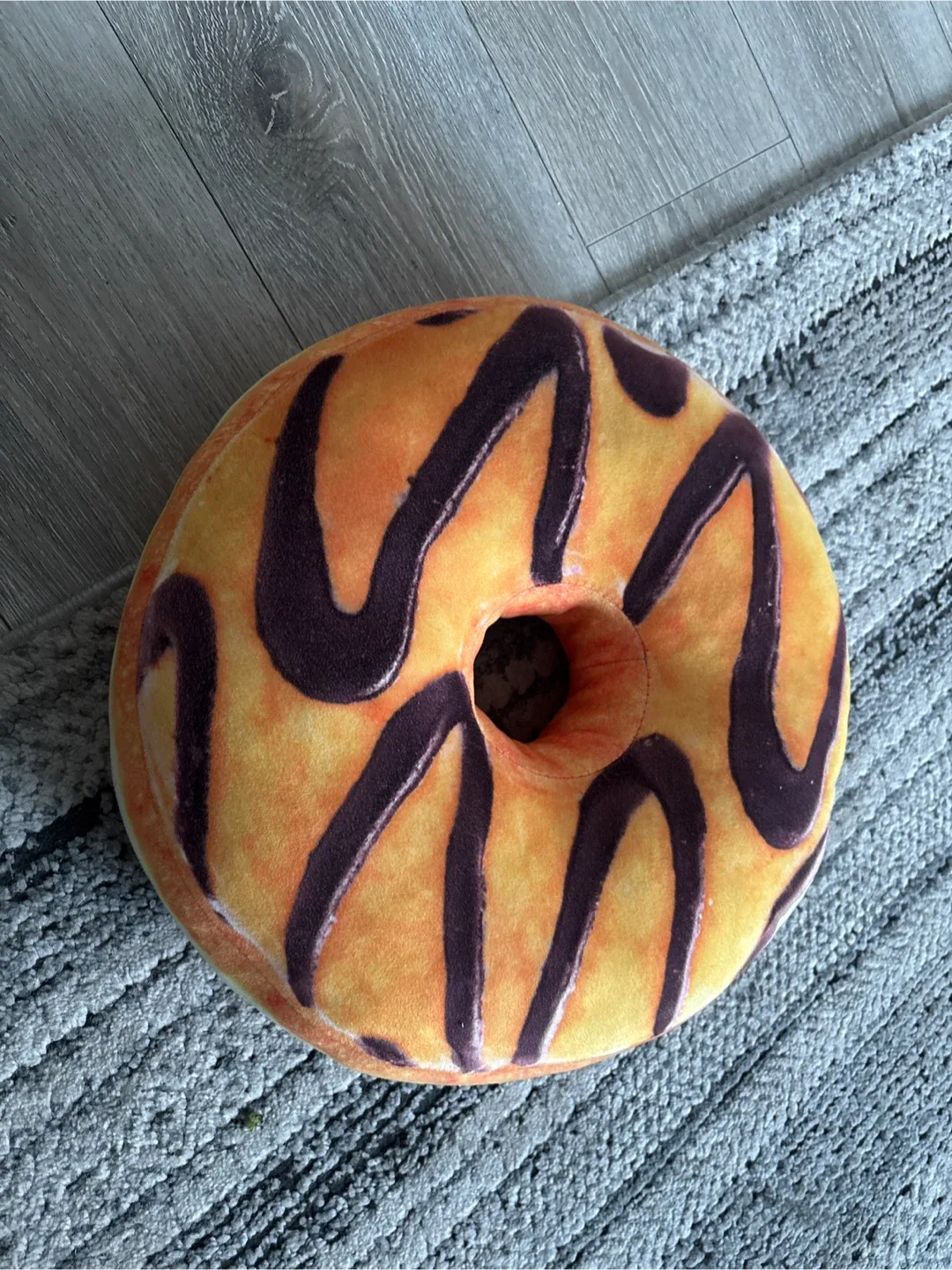 Donut Pillow image indicator(5)