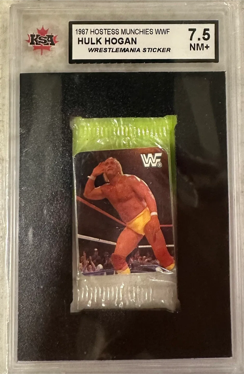 KSA GRADED HOSTESS MUNCHIES HULK HOGAN CARDS image indicator(4)