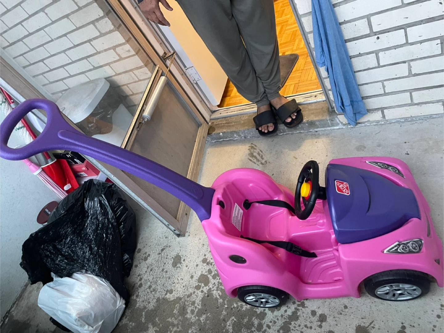 Step2 Push around Buggy Gt Modern Kid's Ride-On