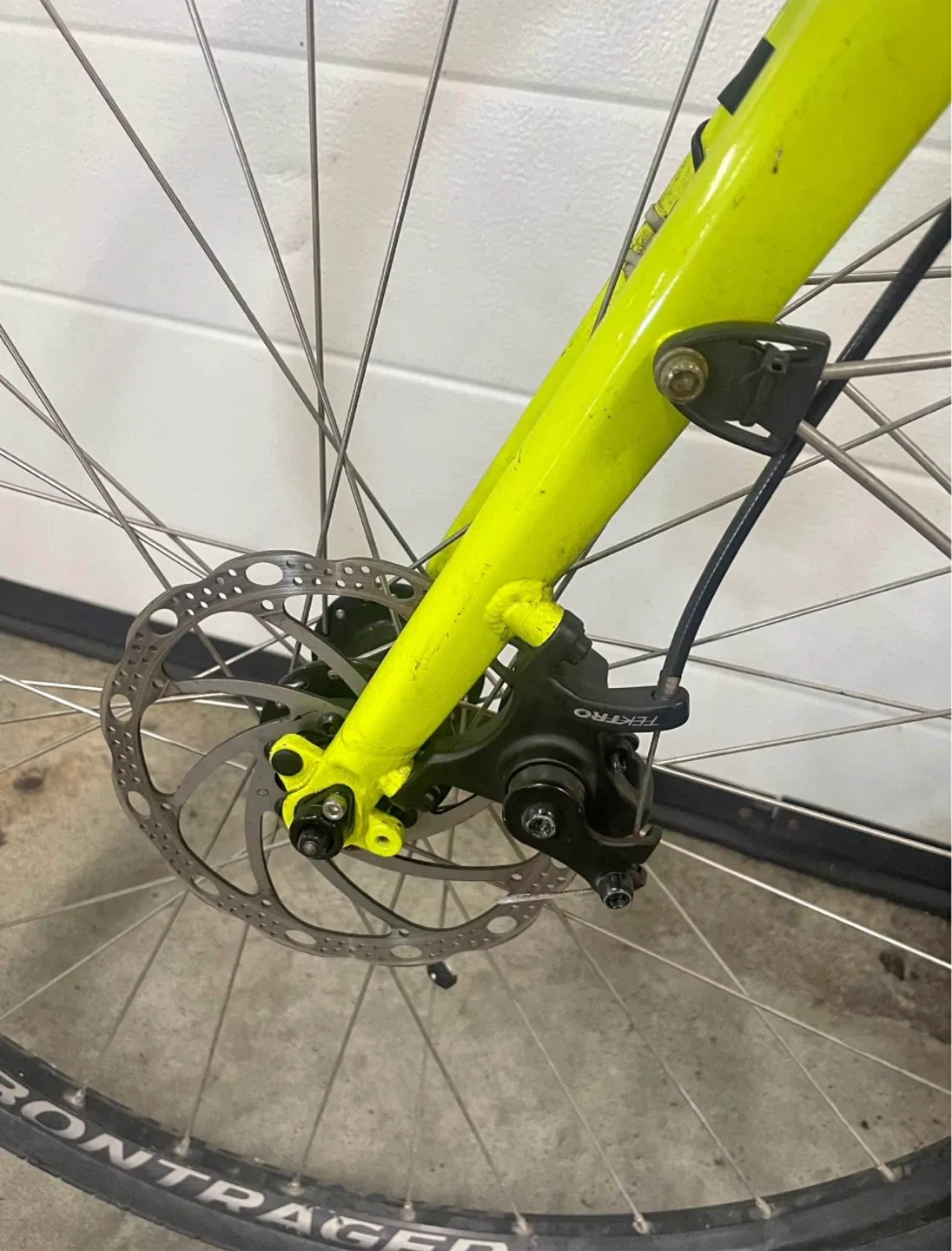 Trek Hybrid Bike - Neon Yellow image indicator(4)