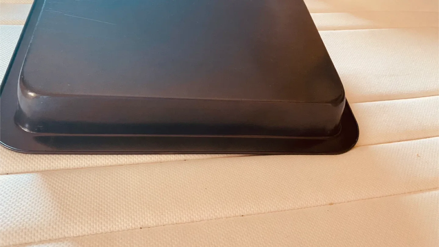 New Baking Pans - Set of 2 image indicator(5)