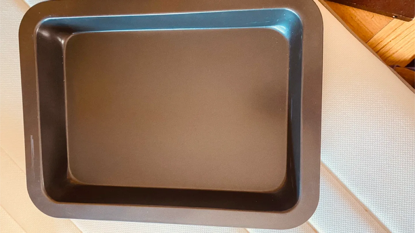 New Baking Pans - Set of 2 image indicator(4)