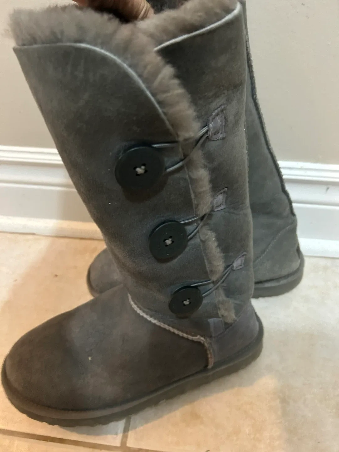 UGG Gray Boots - Size 9 image indicator(2)