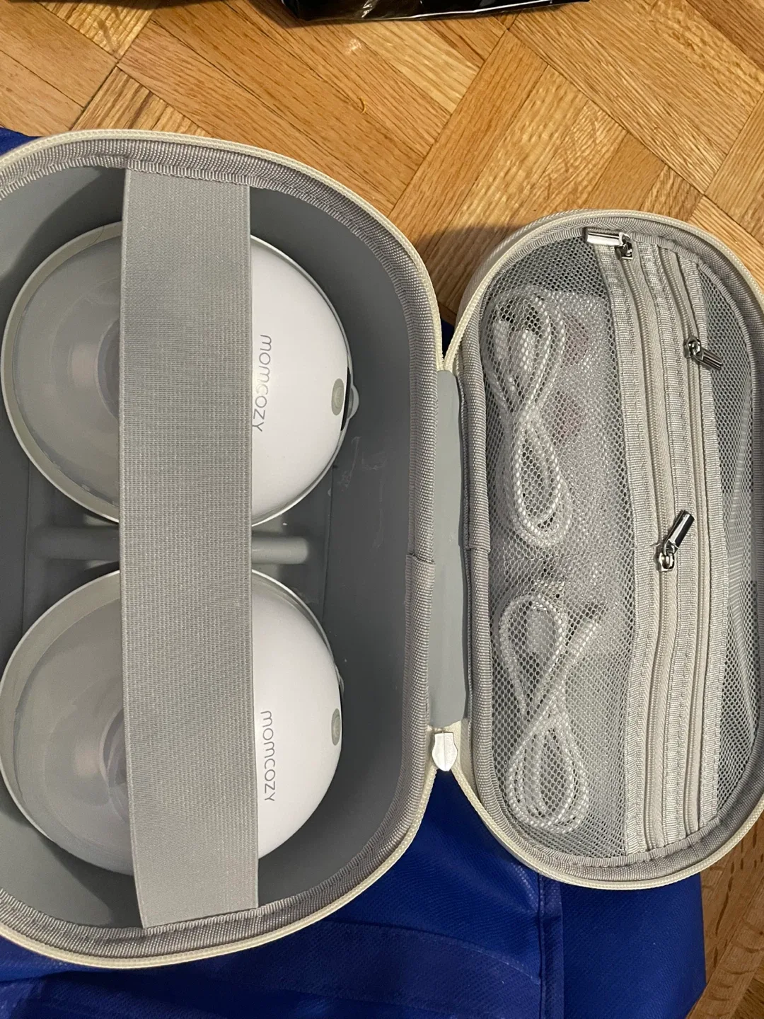 Momcozy Breast Pump with Case image indicator(2)