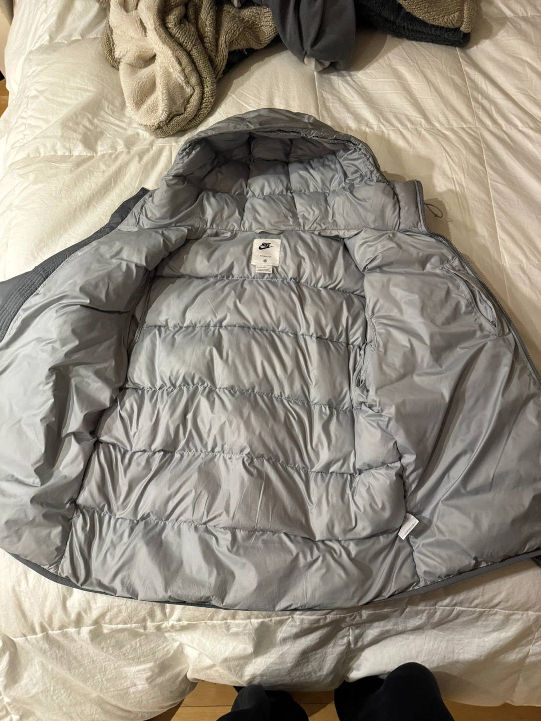 Nike Grey Two-Tone Puffer Jacket (Size L) - photo 5