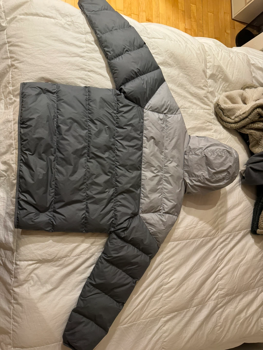 Nike Grey Two-Tone Puffer Jacket (Size L) - photo 4