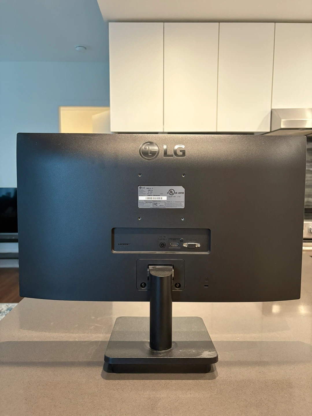 LG 22MP41W-B 22-inch Monitor - photo 2