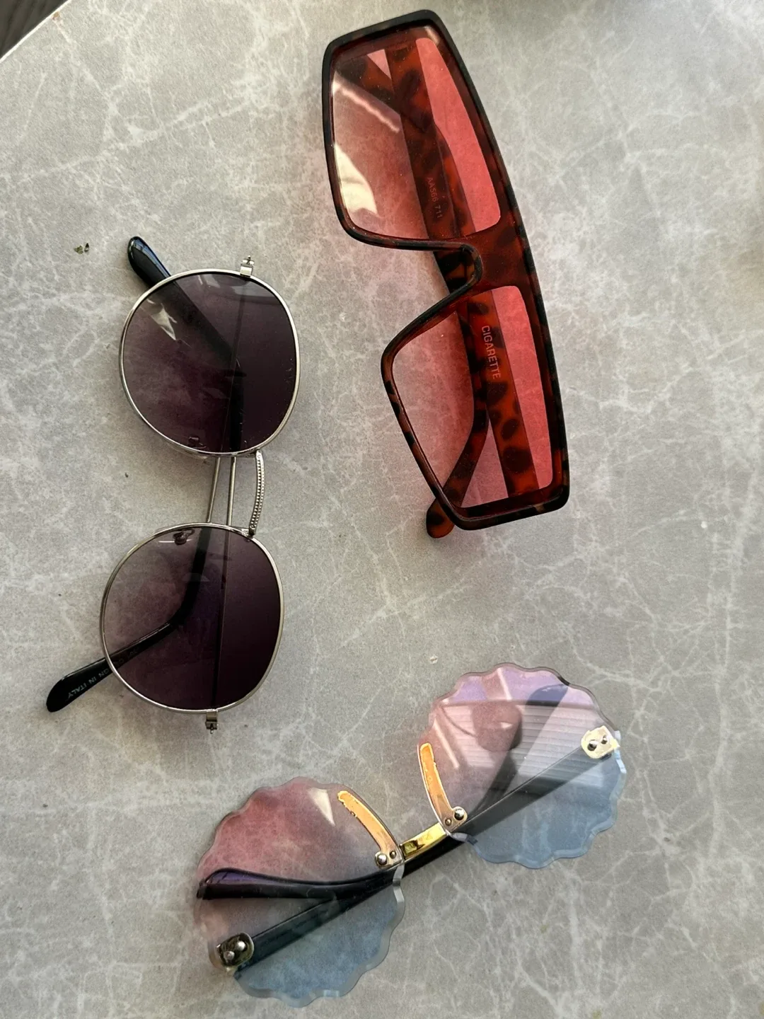 Sunglasses - Round, Square & Scalloped