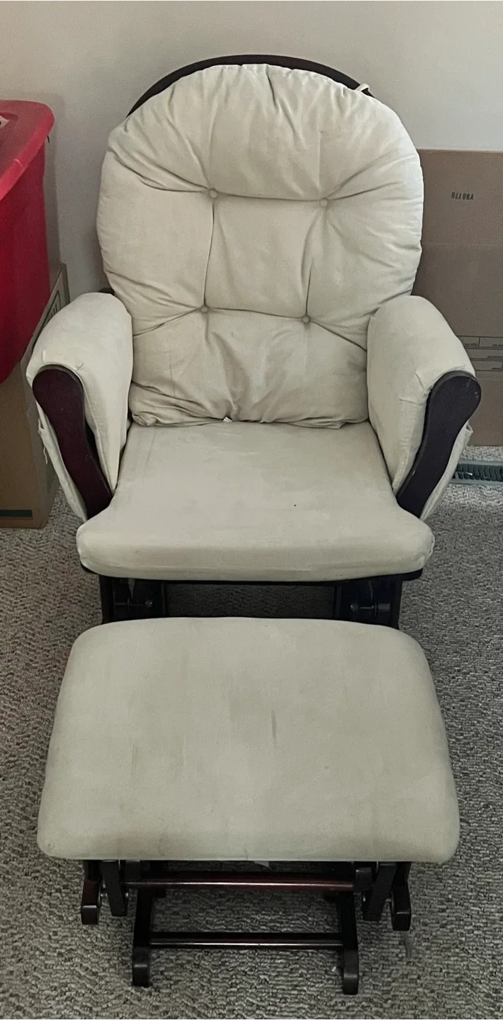 Glider Rocking Chair with Ottoman image indicator(2)