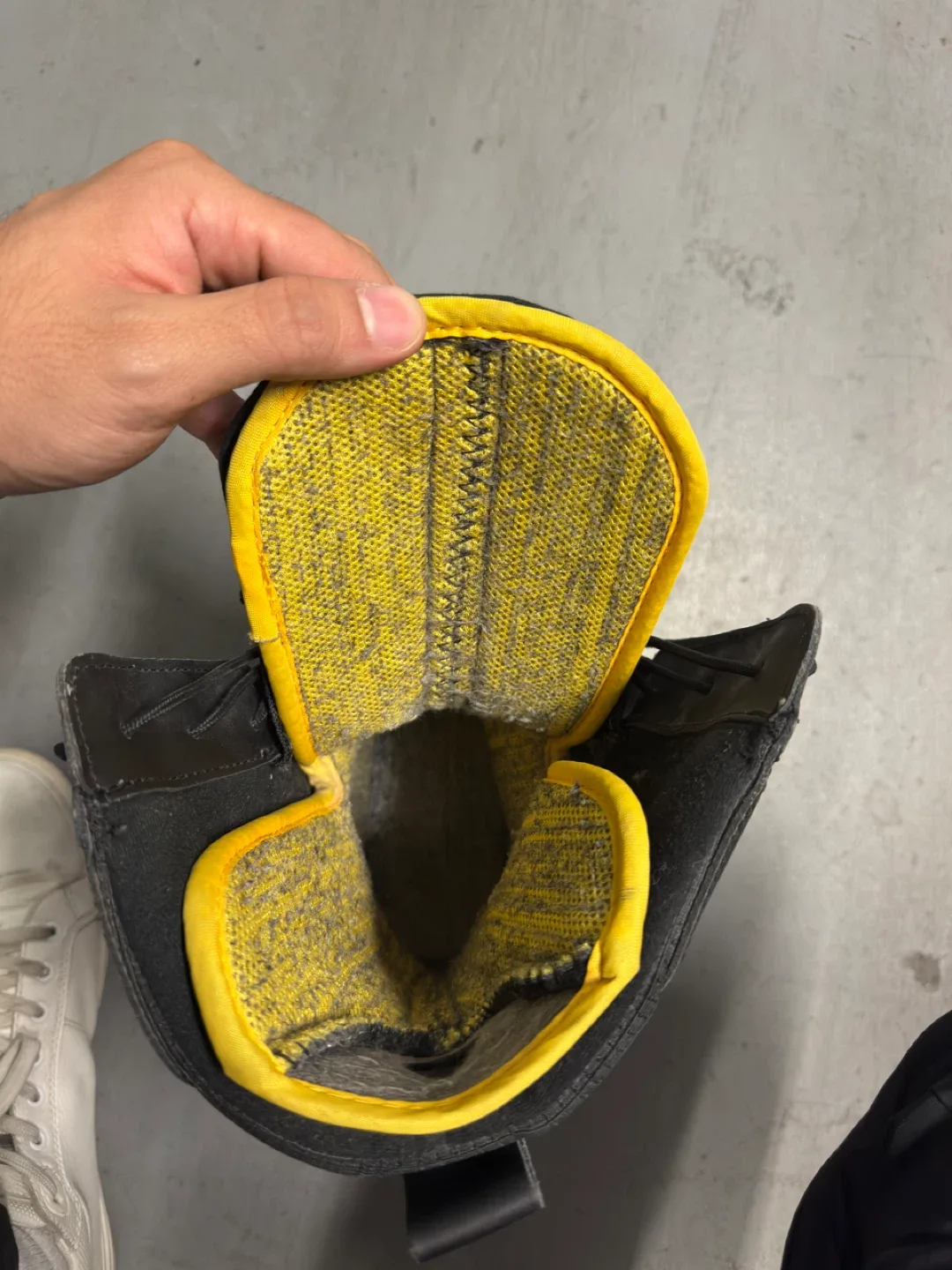 Terra Crossbow Work Boots, US Men's Size 12 image indicator(3)