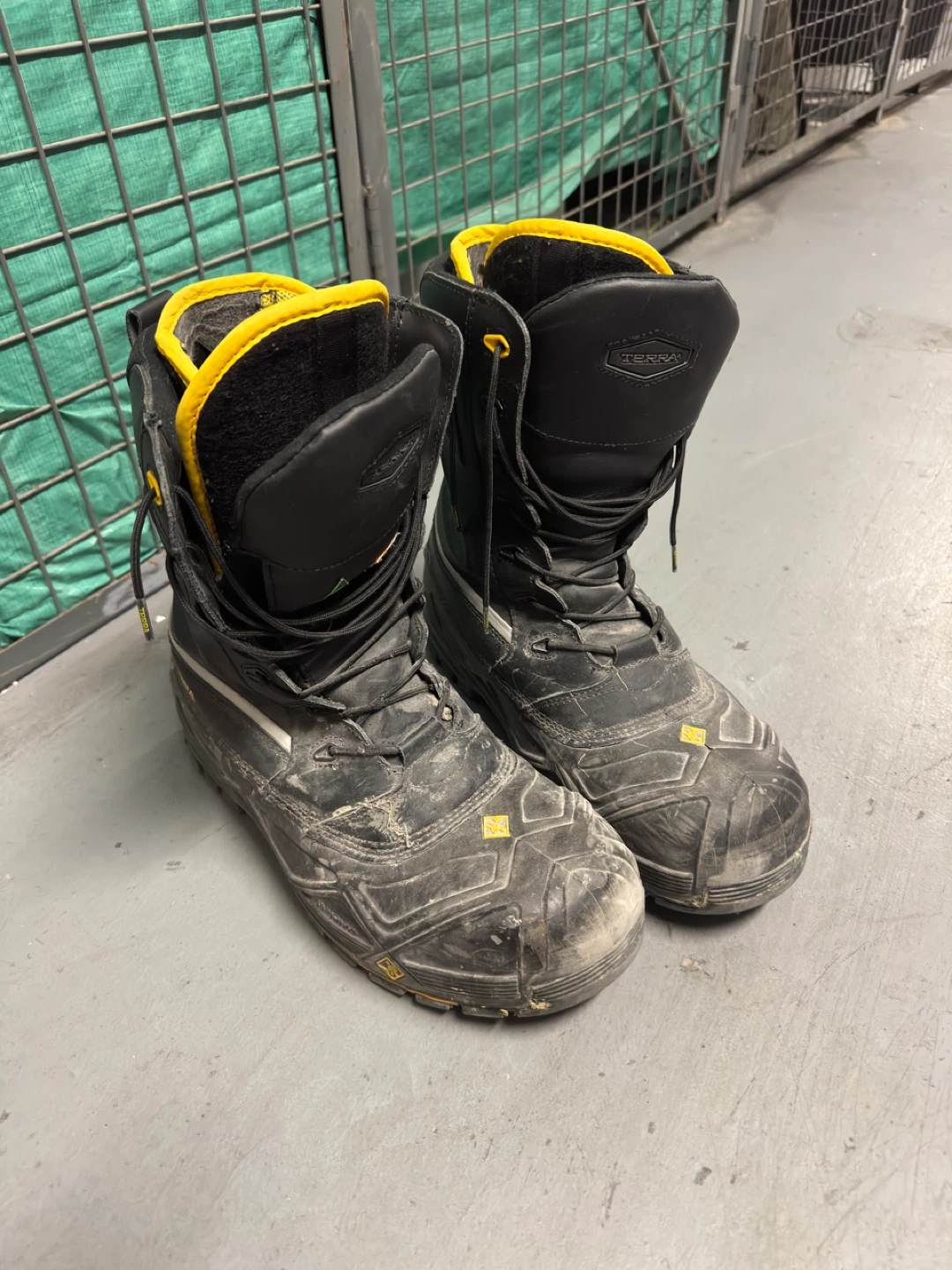 Terra Crossbow Work Boots, US Men's Size 12