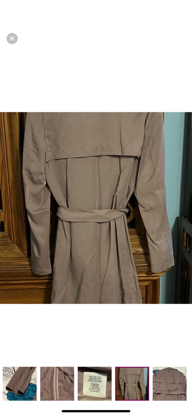 Aritzia Babaton Trench Coat image indicator(9)