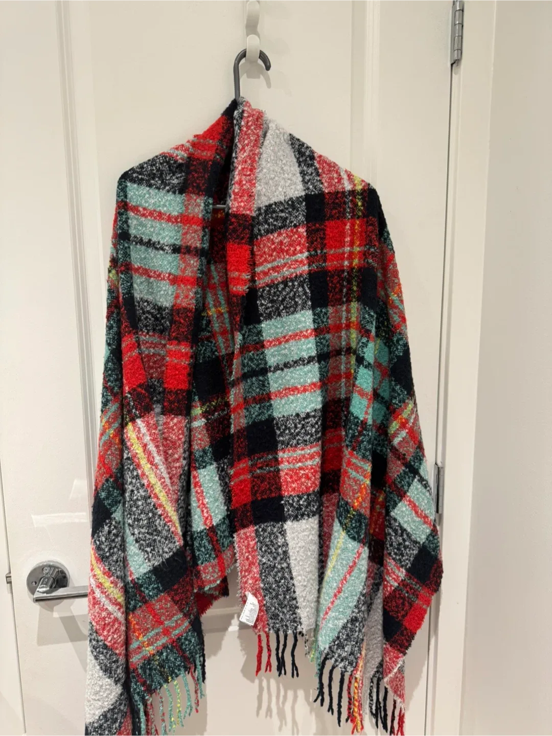 Assorted Fashion Scarves image indicator(2)