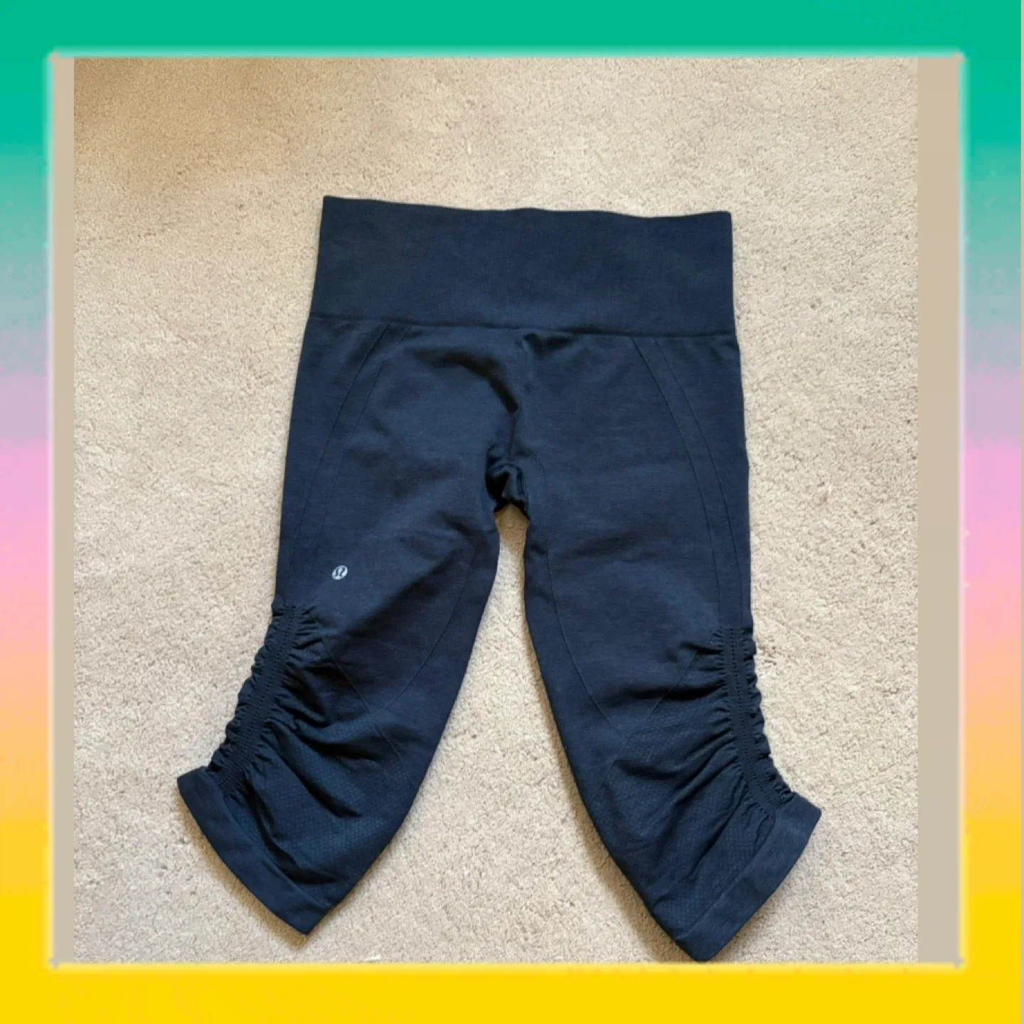 Lululemon Black Cropped Leggings Sz 8 ���🏒 thumbnail