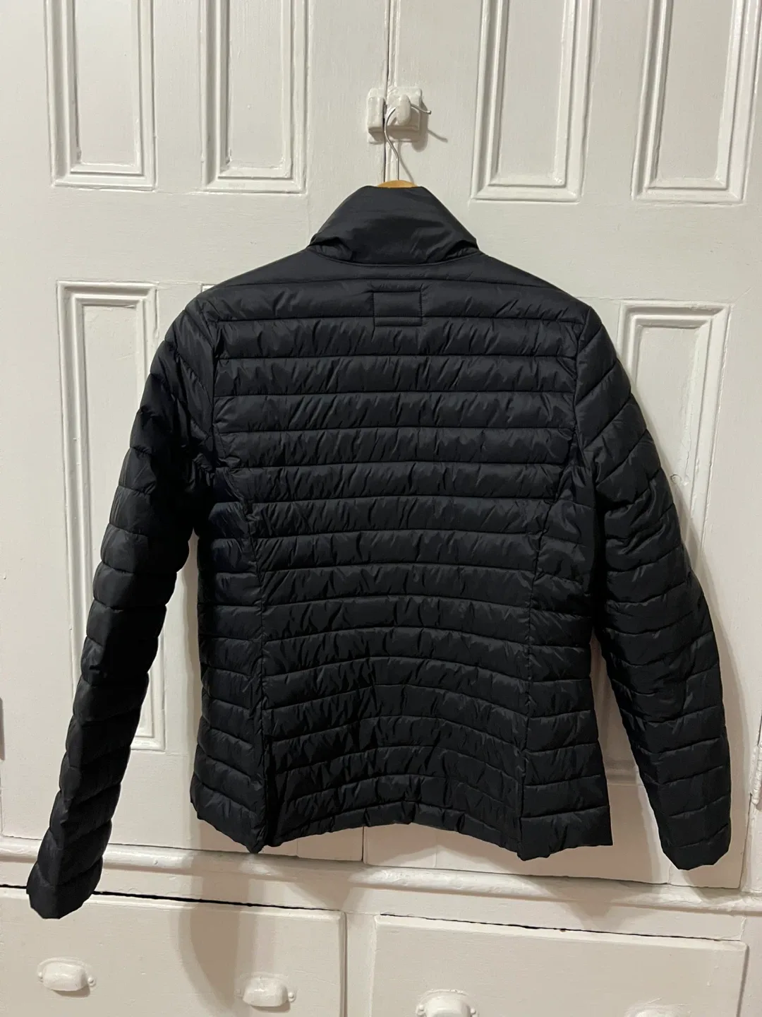 Old Navy Active Black Puffer Jacket - Size L image indicator(2)