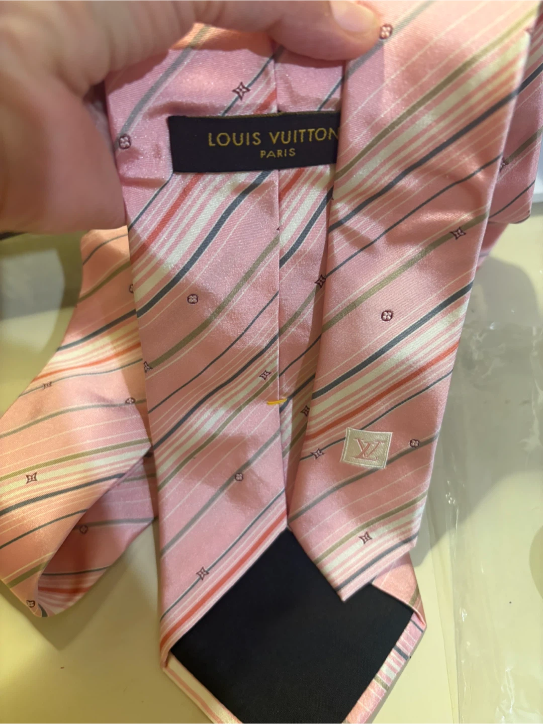 Louis Vuitton Pink Striped Silk Tie - photo 2