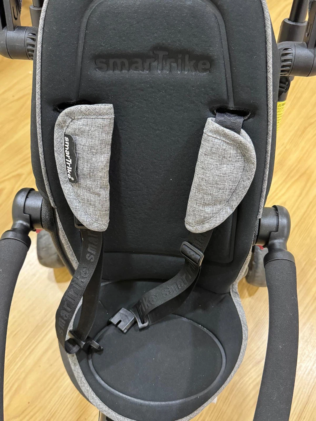 Moving out sale!!!! Smart Trike Grey & Black - photo 2