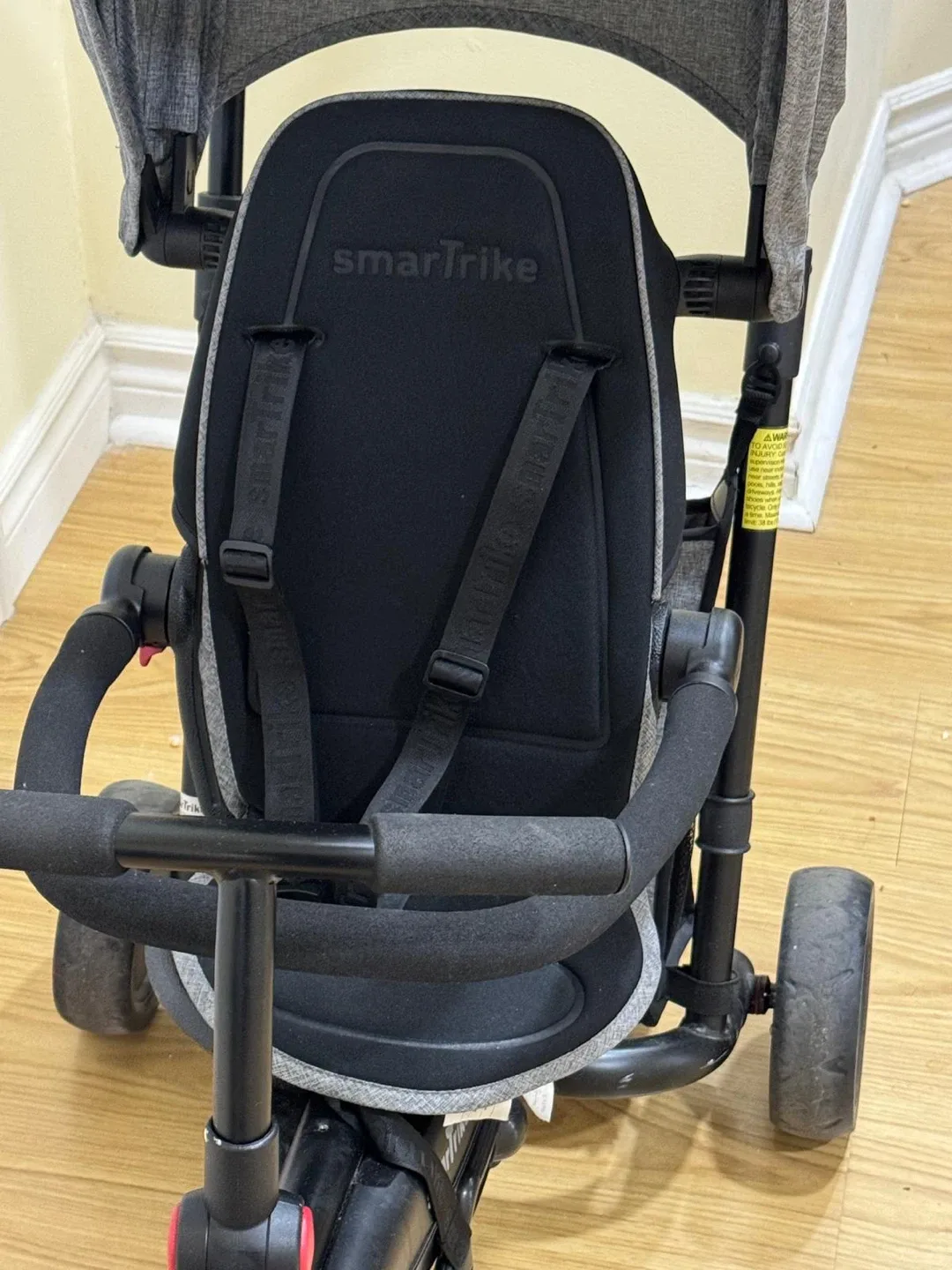 Smart Trike Grey & Black image indicator(7)