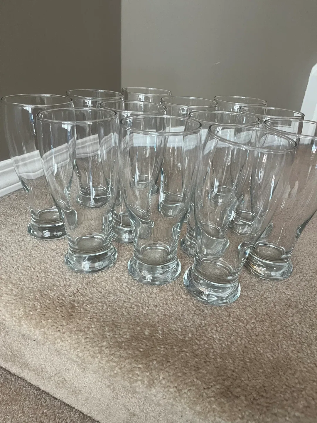 Set of 12 Beer Glasses thumbnail