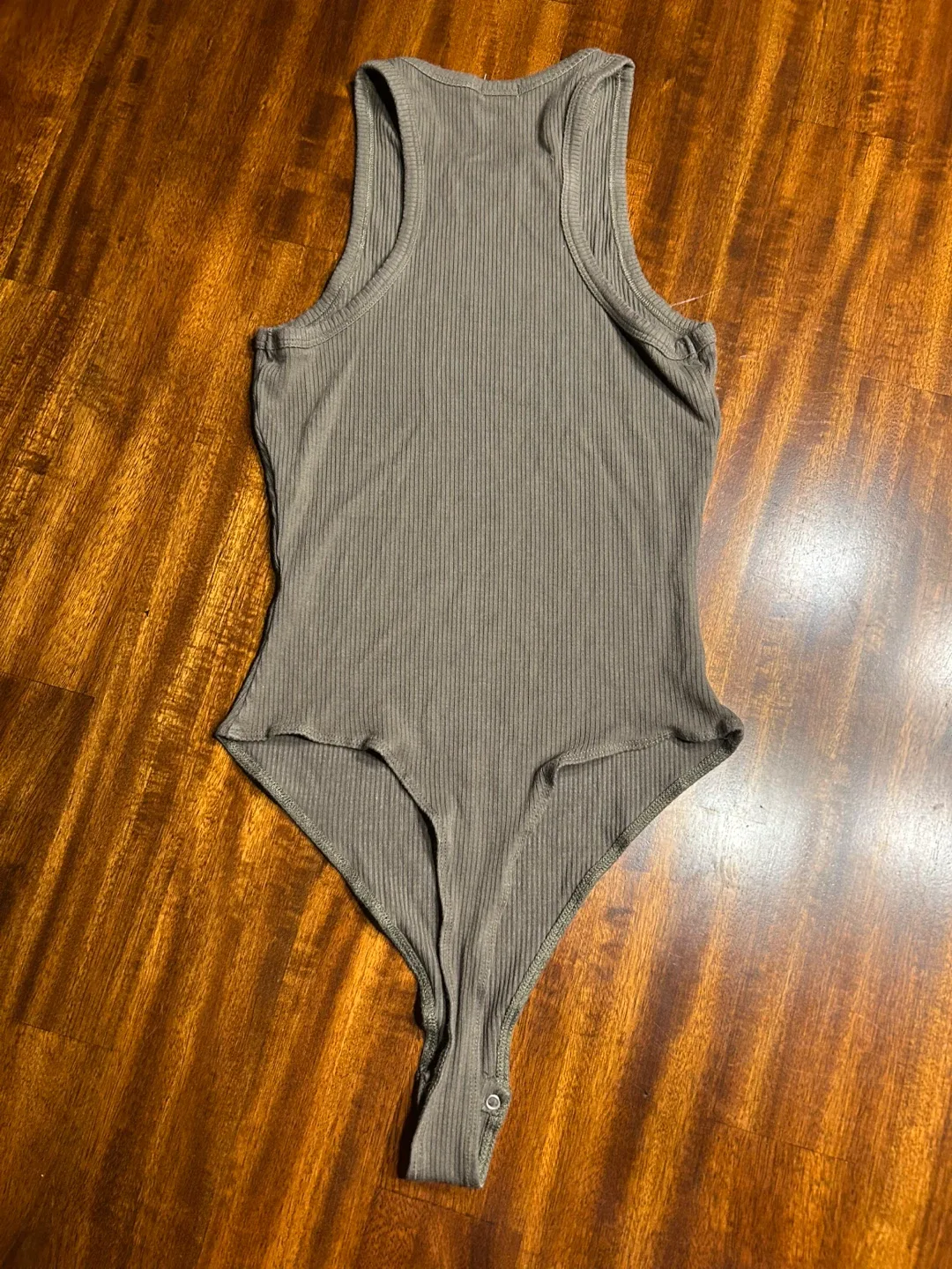 Garage Army Green Ribbed Tank Bodysuit - Size P/S image indicator(3)