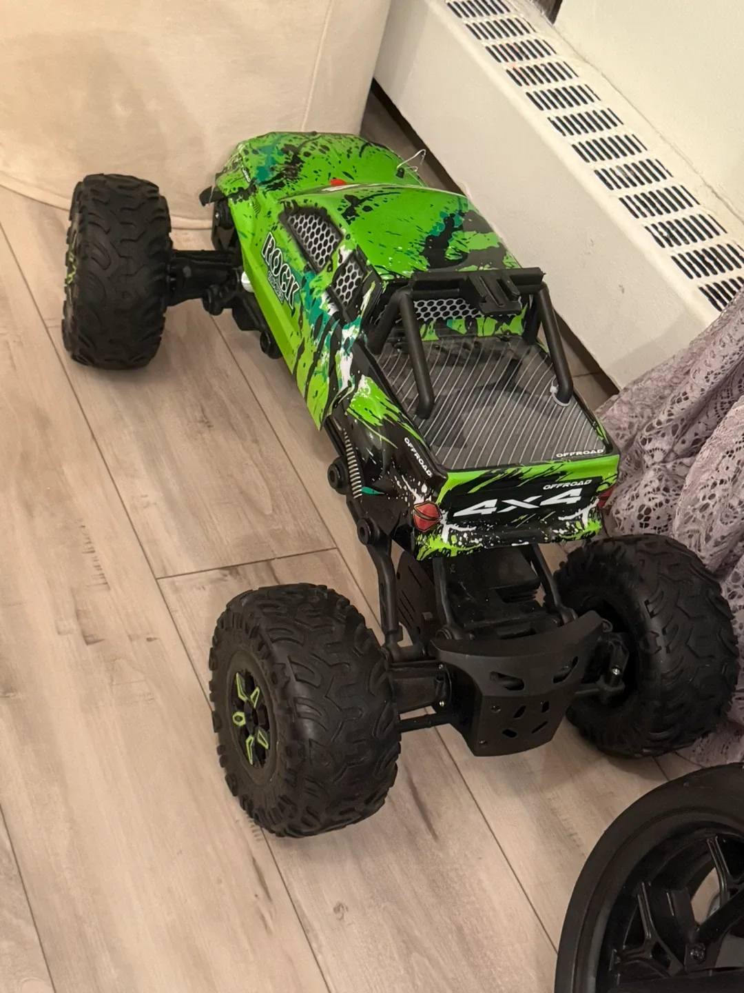 Rock Off Road Monster Truck image indicator(2)